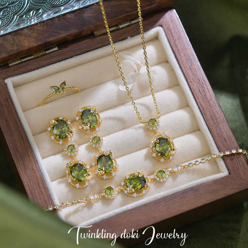 绿野仙踪～森系精致满钻超闪橄榄绿锆石耳钉耳夹手链项链戒指套装