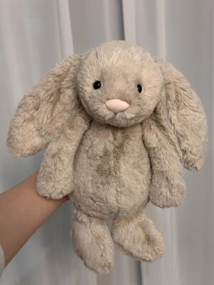 百补英国Jellycat害羞米色邦尼兔