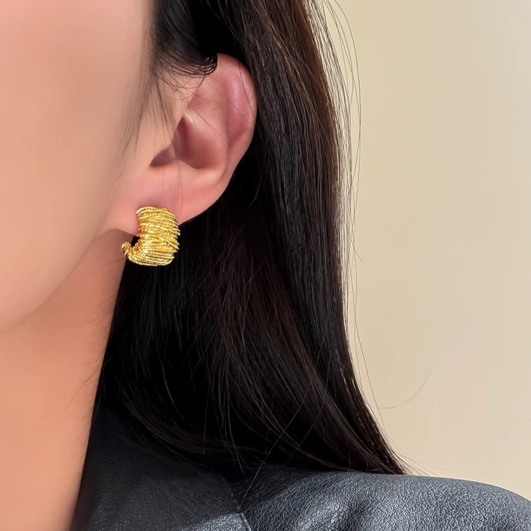 S925银针欧美小众金属褶皱波浪条纹高级设计感耳环小耳钉潮人个性