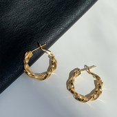 S925银针欧美小众设计扭曲金属圈圈不规则耳环冷淡风耳圈女潮人