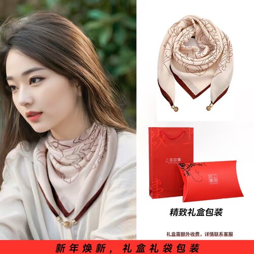 磁吸扣三角丝巾洋气围脖气质百搭