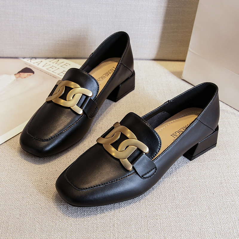 大码女鞋夏41一43加宽乐福宽胖脚