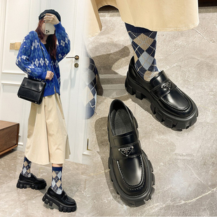 大码女鞋41一43外穿胖脚宽肥爆款厚底增高42英伦风乐福鞋小码3234