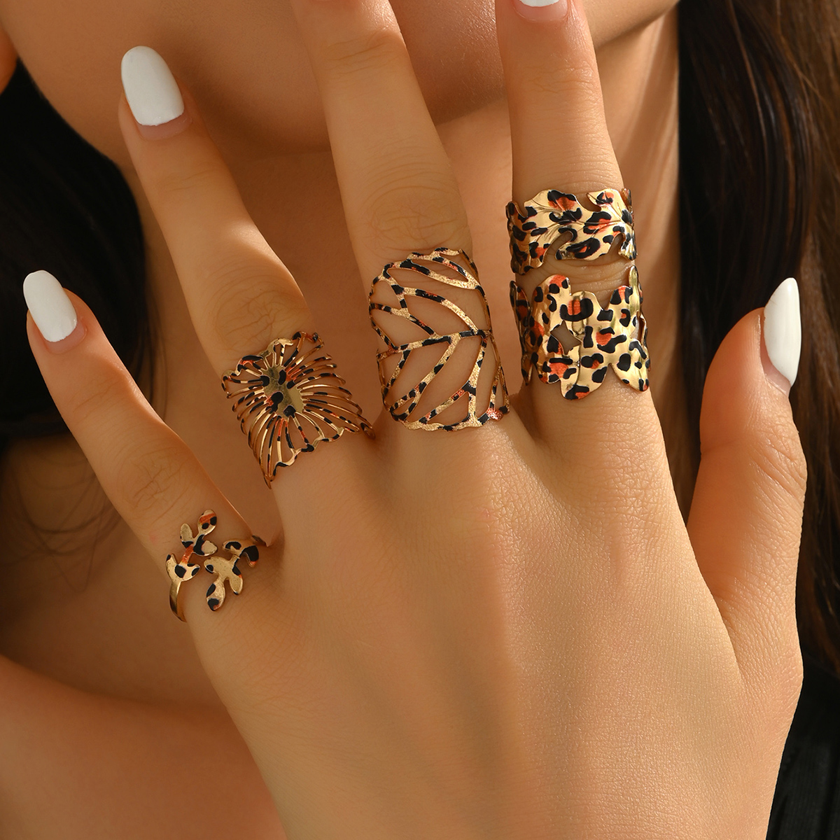 金属镂空几何花朵豹纹戒指套装