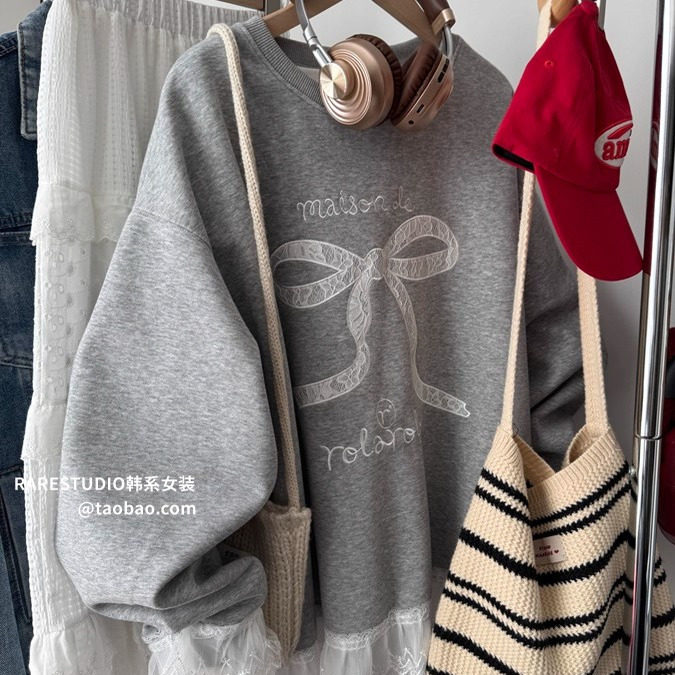 韩系蕾丝边拼接刺绣蝴蝶结甜美洋气宽松圆领假两件卫衣女秋新大版