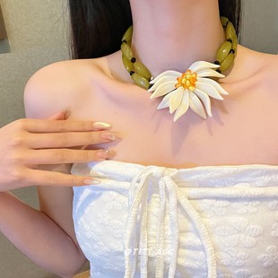 春夏度假出片复古小众vintage设计精致花朵古着感项链高级锁骨链