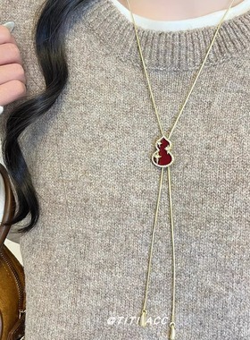 2026新款！复古红色丝绒葫芦吊坠项链轻奢高级感毛衣链精致配饰潮