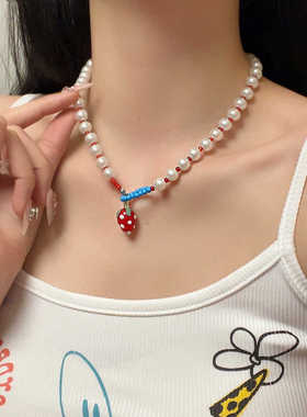 童趣红色草莓珍珠项链甜美高级感
