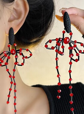 新中式红色串珠蝴蝶结流苏耳环女轻奢小众耳钉新年氛围感耳坠耳饰