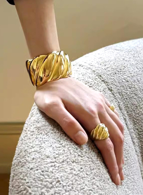 小众宽版斜纹开口手镯欧美夸张