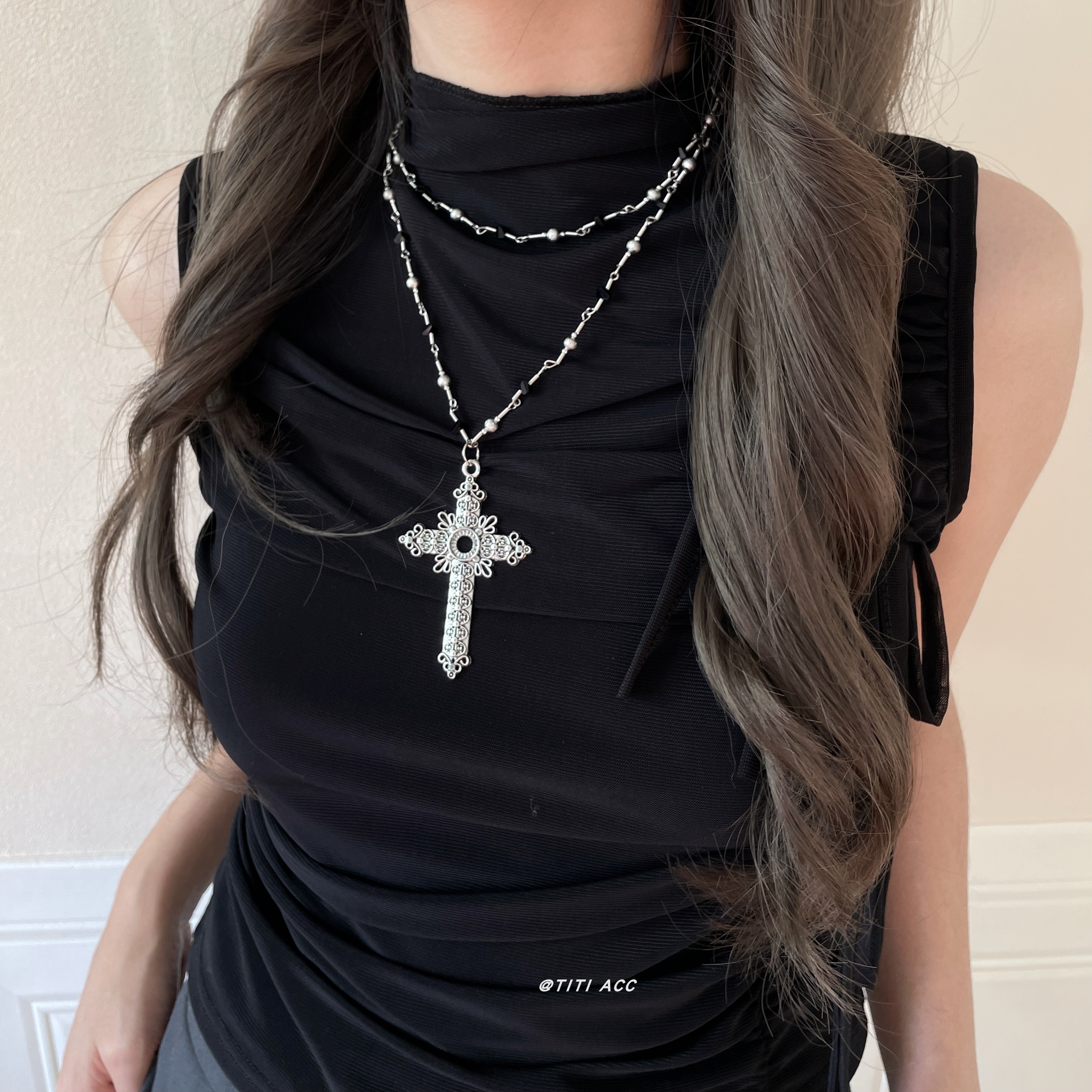 暗黑哥特风长款拼接十字架项链小众亚文化嘻哈辣妹叠戴毛衣链配饰