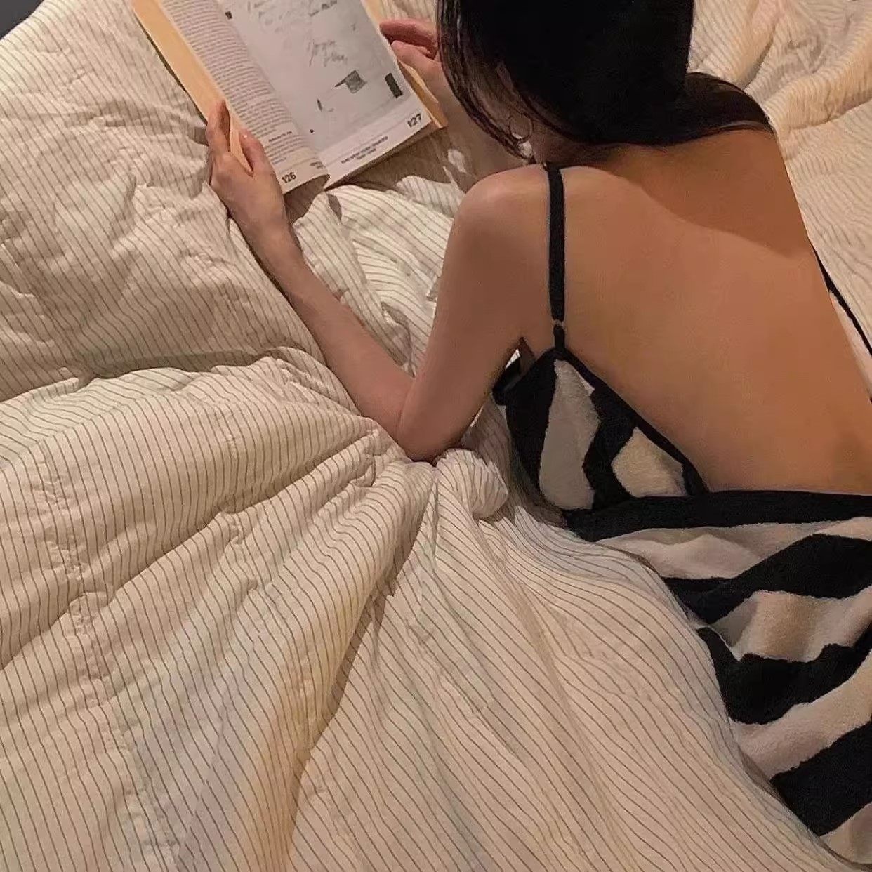 高克重浴裙浴巾浴袍睡衣春秋款女新款珊瑚绒夏季吊带高级感