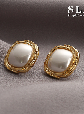 Simple Love Acc私家  2026年新款小众几何方形珍珠银针耳环女