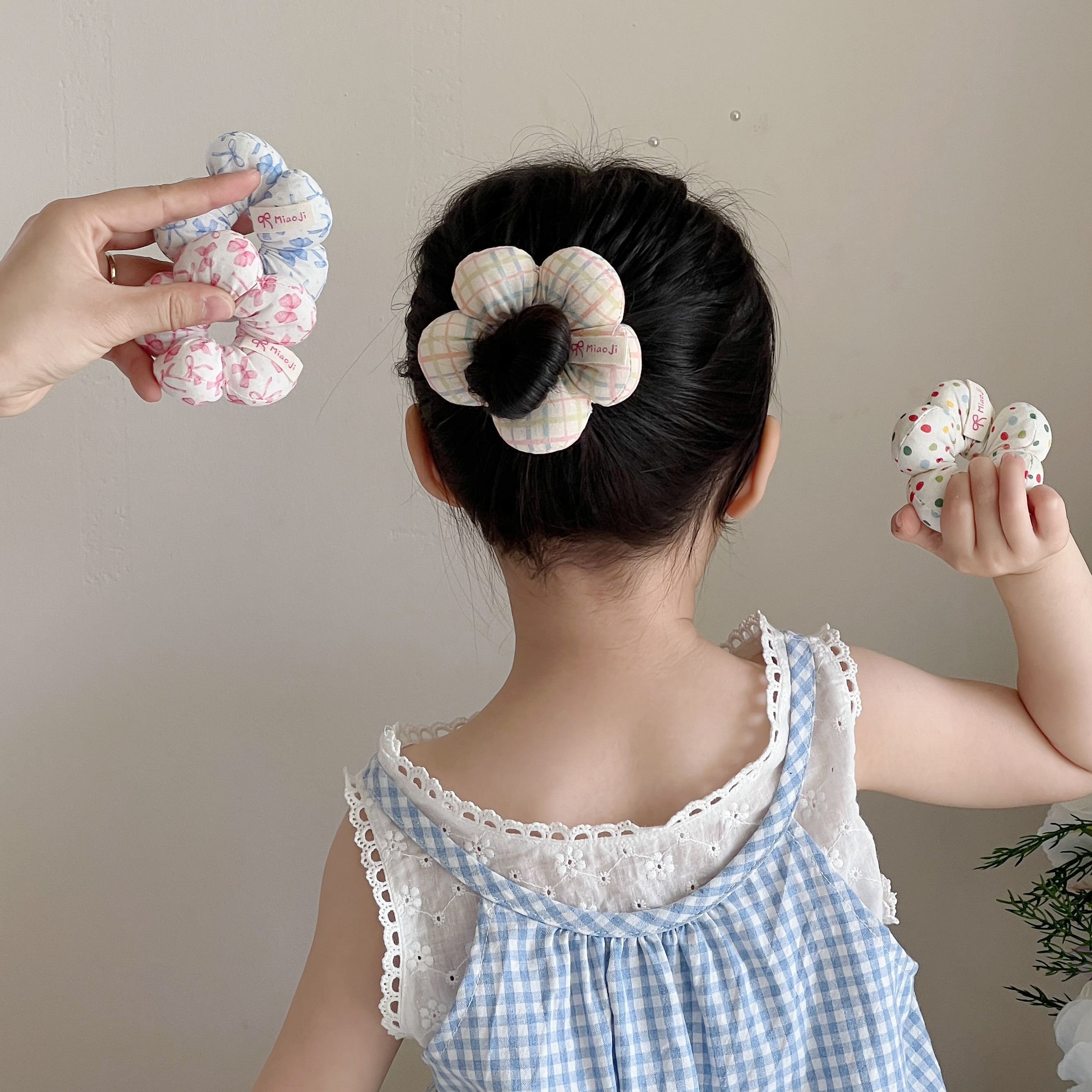 韩系儿童彩色格纹发圈奶油色花朵小肠套圈女童丸子头发绳马尾头绳
