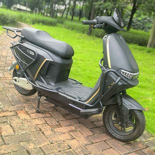 适用奇迹牛m95c电动车护杠嘉迪m95c保险杠尾架后备箱支架改装 配件