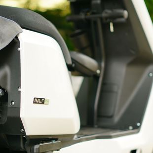 适用适用小牛新款 NSTCiti专用防水折叠减震宝宝座椅儿童座椅 NST