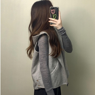 高级宽松百搭无袖 新款 外套 上衣女秋季 550克呢料连帽马甲打底衫