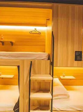 阳航睡眠太空舱胶囊仓旅馆仓床胶囊房员工房间家用机场公寓室内