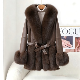 2025新款修身显瘦芬兰整皮狐狸毛女真皮兔毛皮草外套小个子皮草女