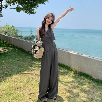 韩版酷飒套装女夏季新款设姐计拽感露腰马领甲阔腿裤ZR2062两件套