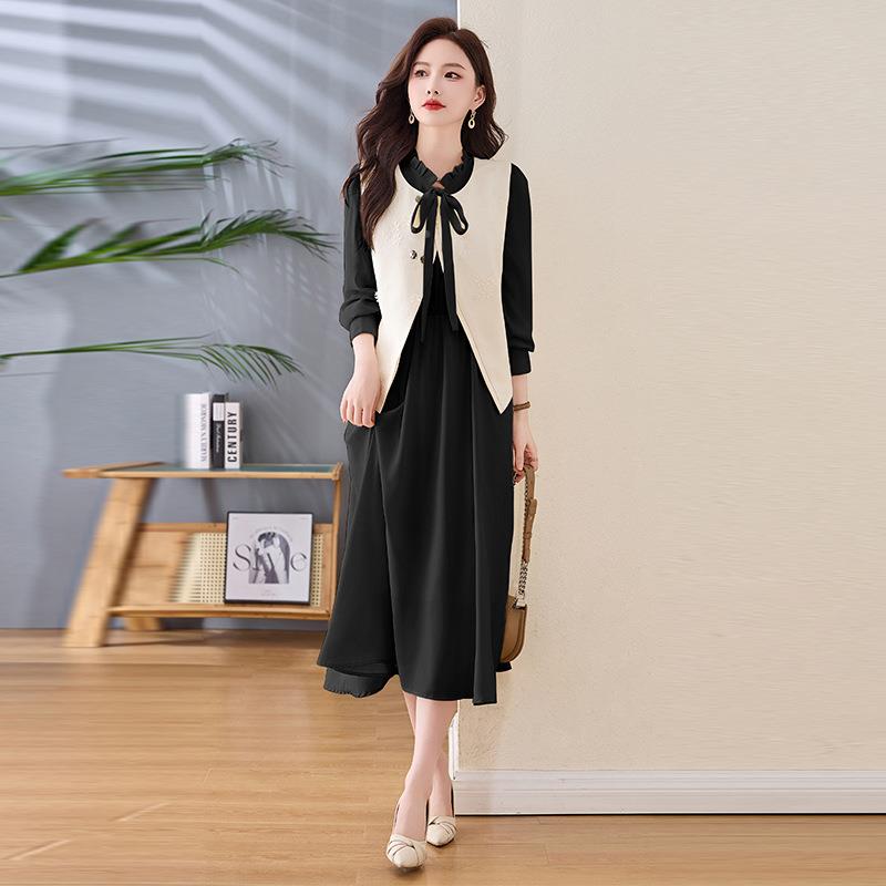 2款025春季新女装马甲长袖荷叶领气质收腰件2NY2551-0长裙两套连