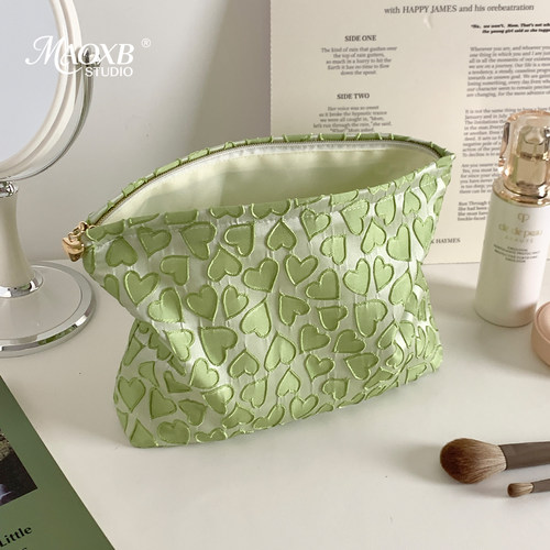 【绿色爱心】便携化妆袋