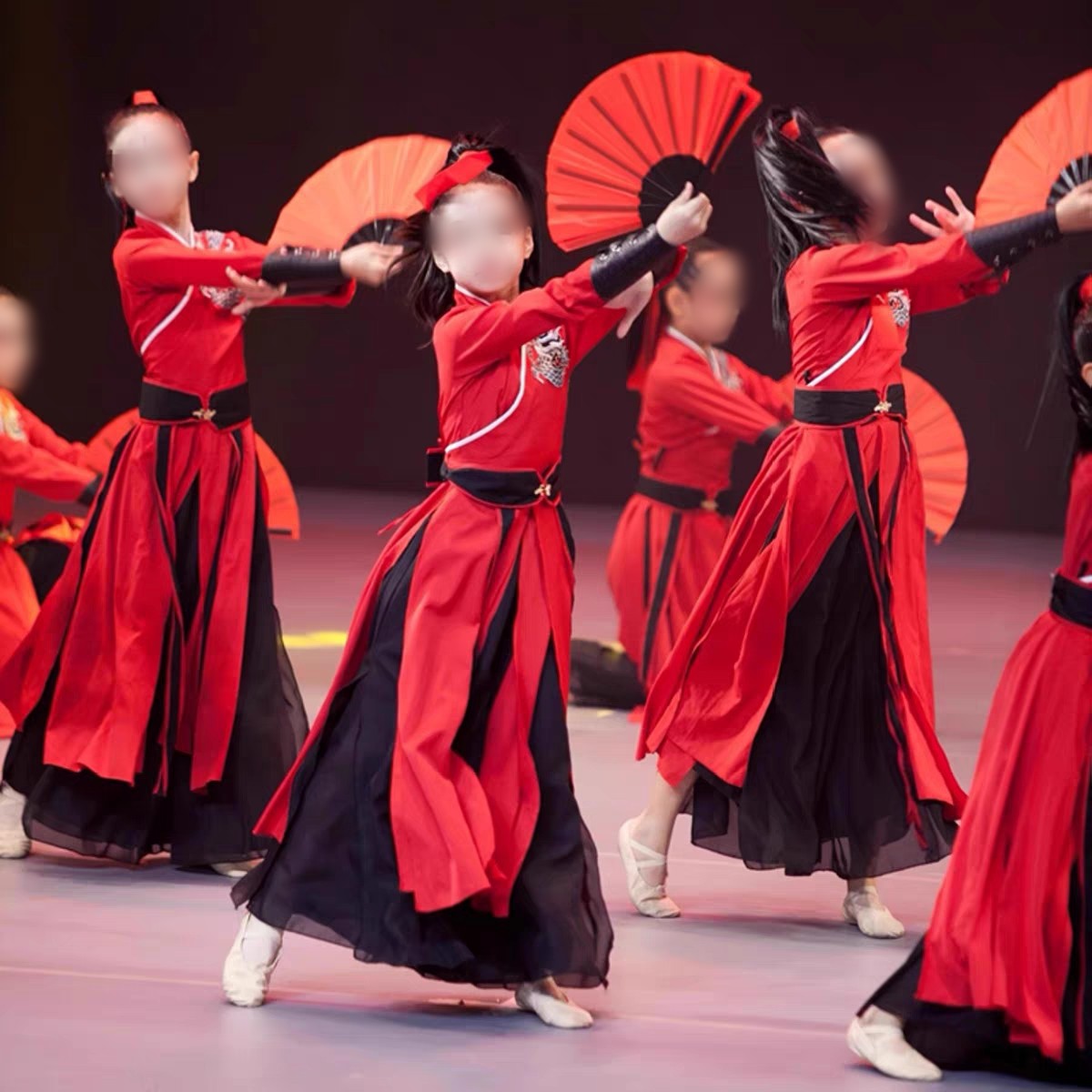 儿童雪龙吟古典舞演出服太极剑练功服中国风打鼓服古装侠客表演服