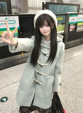 韩系学院风牛角扣连帽外套女秋冬季新款小个子宽松中长款呢子大衣