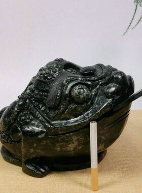 独山玉大金蟾招财摆件