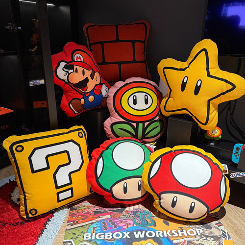 卡通玩偶抱枕房间宿舍沙发靠垫