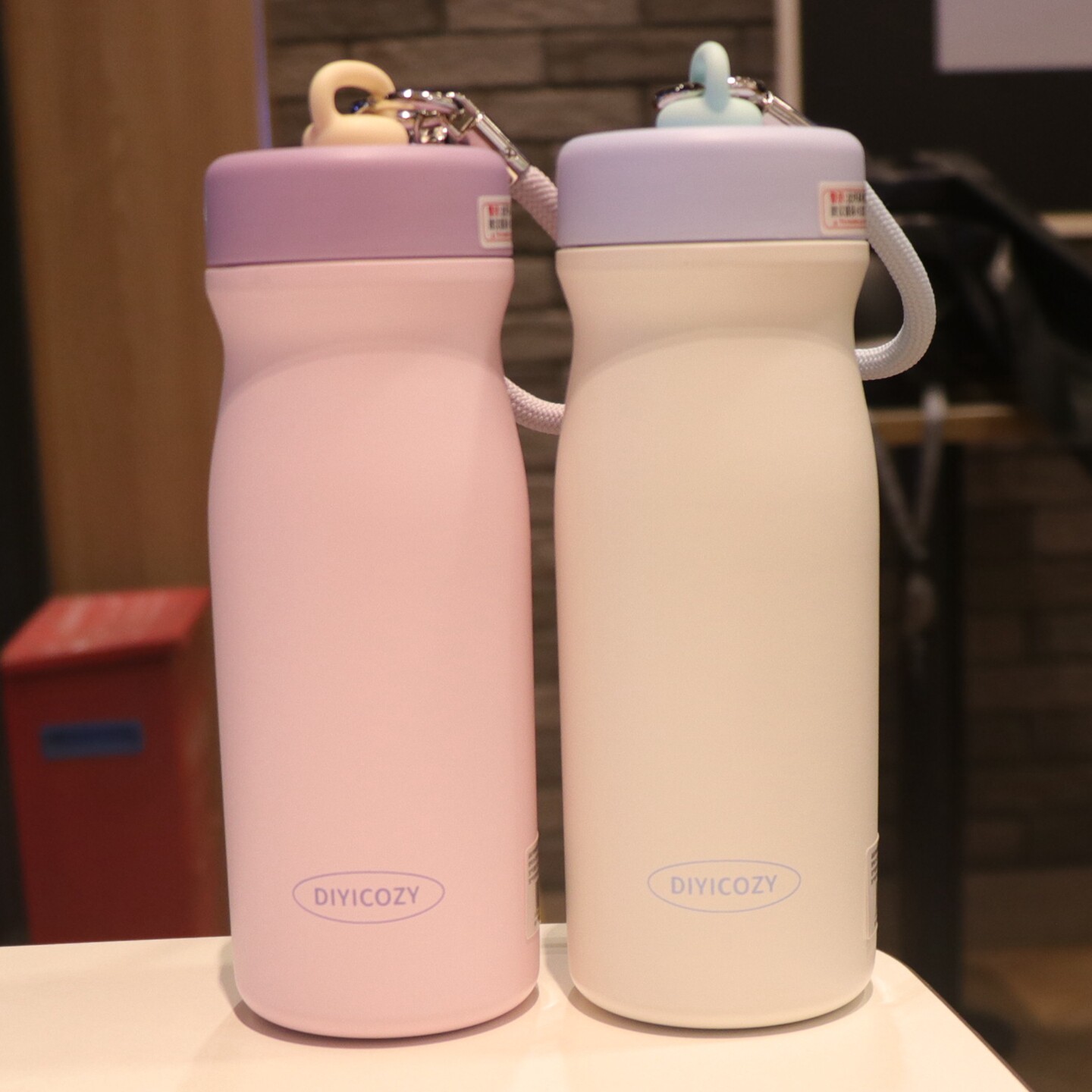 轻奢高级感保温杯316不锈钢水杯女生高颜值咖啡吸管杯子2026新款