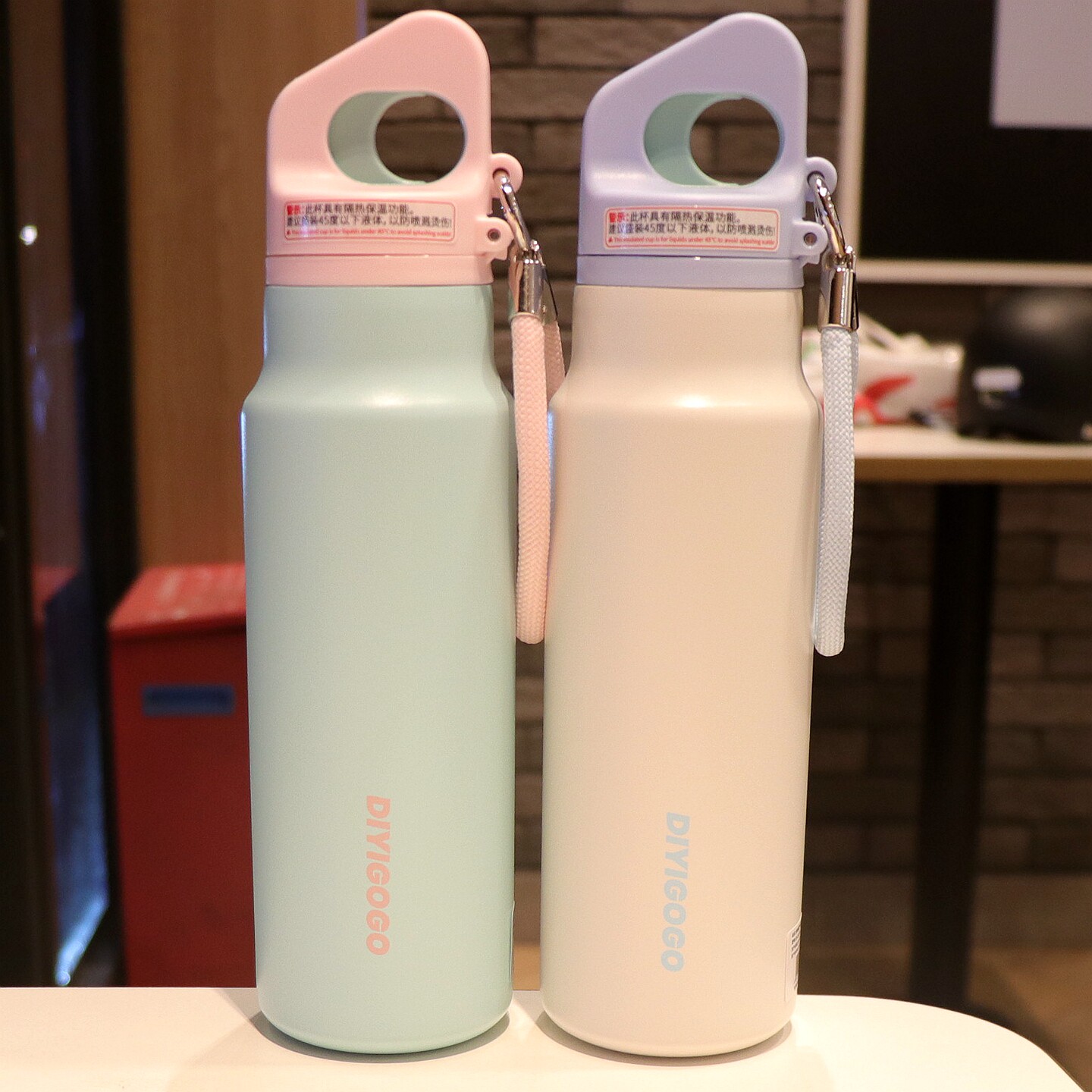 帝怡保温杯2026新款高颜值女生便携随行提环运动水杯保冷杯子学生