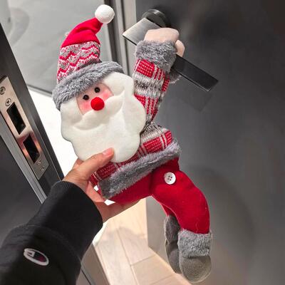 圣诞老人毛绒公仔门把手挂件圣诞节创意窗帘绑带氛围感吊灯装饰品