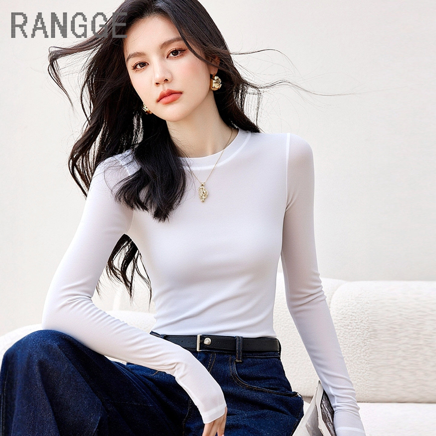 高级感白色打底衫女薄款秋季透气冰丝长袖t恤高弹力紧身舞蹈上衣