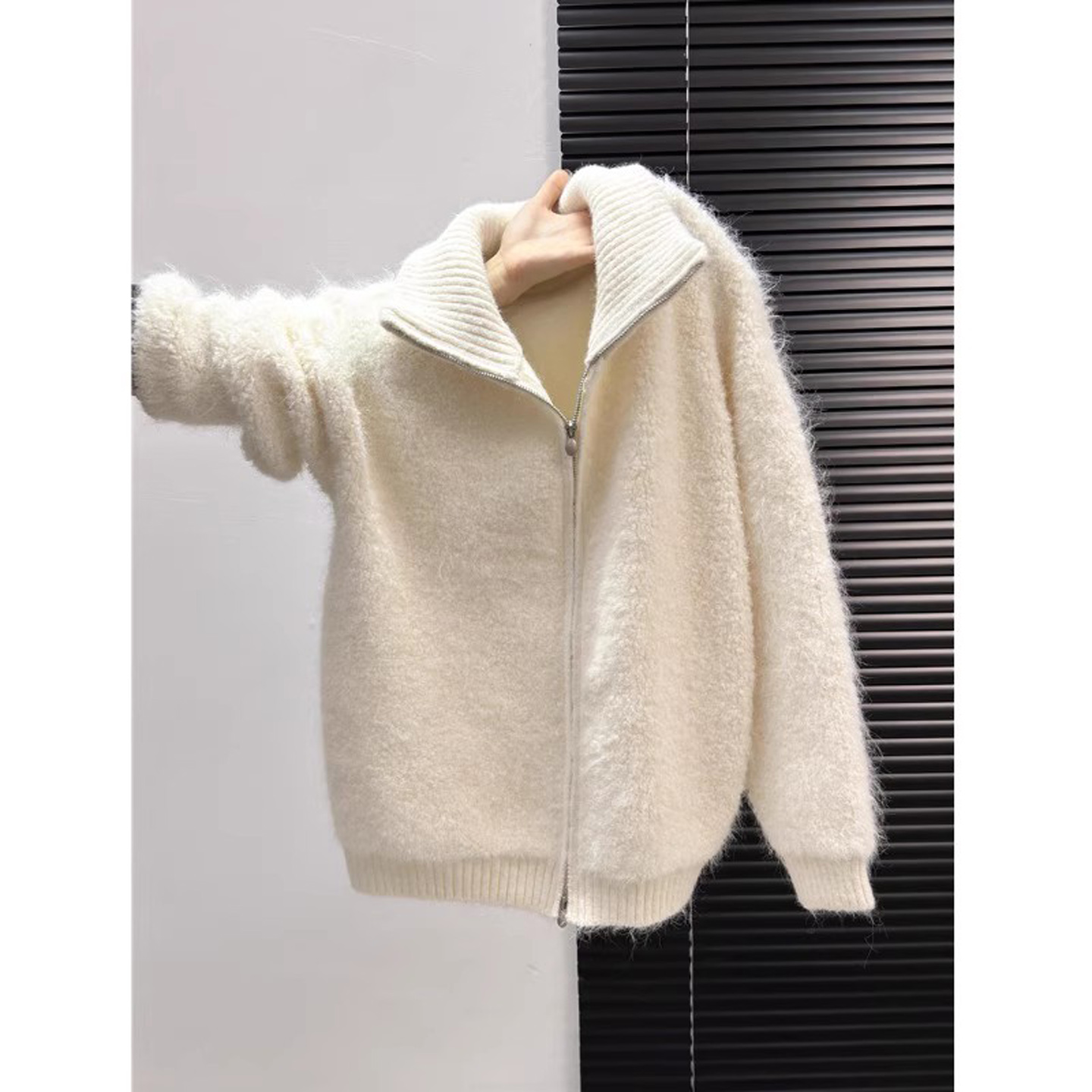 水貂绒毛衣女巨好看的初冬外套