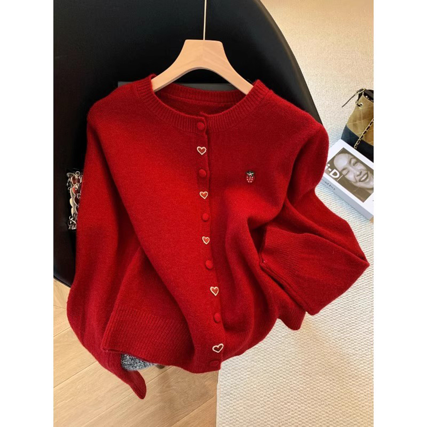新年圣诞红色毛衣外套女2026新款秋冬季加厚慵懒风爱心扣羊绒开衫,女装/女士精品,毛衣,淘宝优惠券,粉丝福利购,淘宝优惠卷