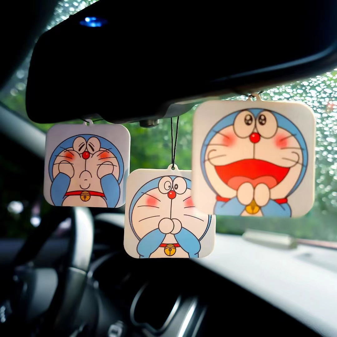 哆啦A梦卡通车载香薰片持久香氛车内挂件机器猫汽车香水挂饰车用