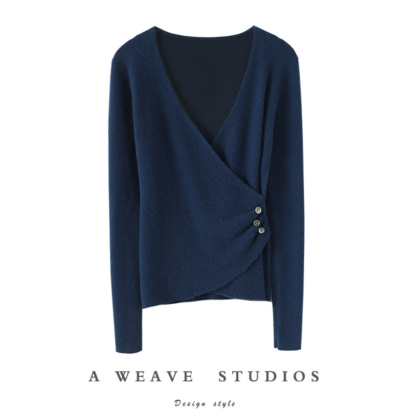 美貌~气场全开！精纺纯山羊绒衫女交叉领纯羊绒毛衣宽松秋冬新款,女装/女士精品,羊绒衫,淘宝优惠券,粉丝福利购,淘宝优惠卷