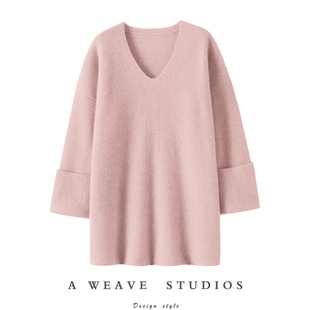口冬 宽松袖 简约好穿给满分 莫兰迪粉下摆开叉V领100%纯山羊绒衫