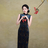 旗袍新中式 旗袍高端优雅无袖 民国风旗袍 仿醋酸印长款 2026春夏新款