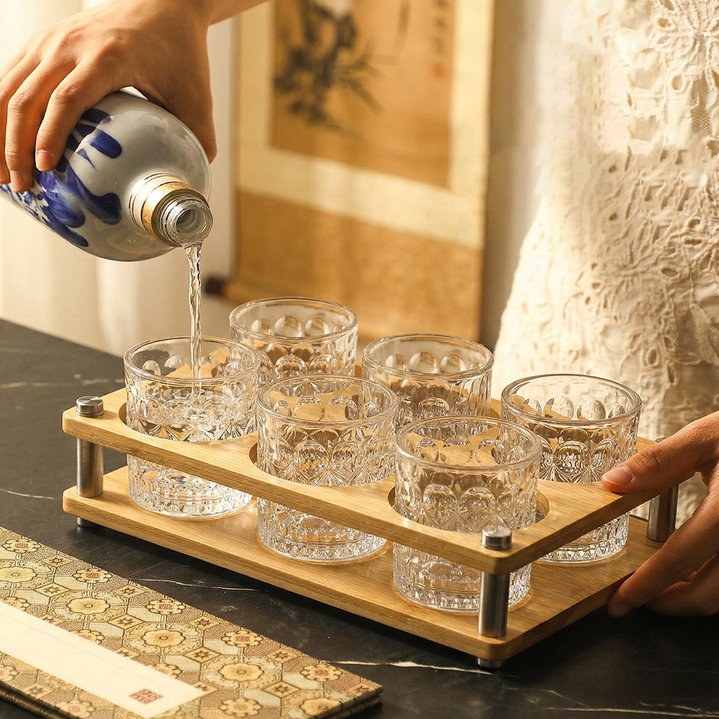 精致二两白酒杯家用套装轻奢高档中式一口小酒杯子轻奢洋酒烈酒杯