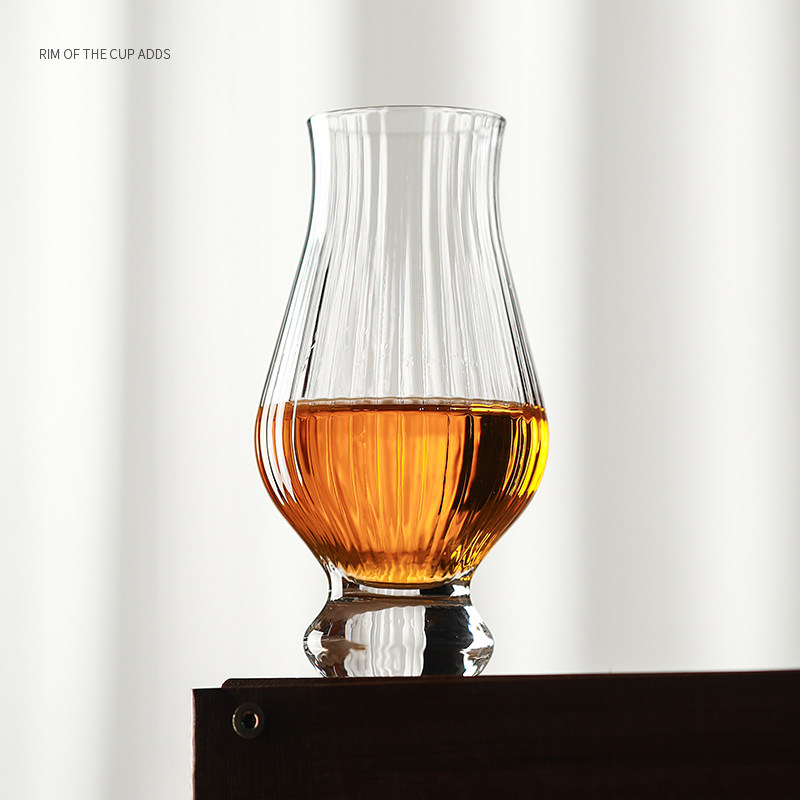 威士忌品鉴杯高端闻香杯iso品酒杯郁金香杯试酒杯条纹玻璃杯酒杯