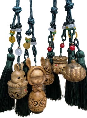 绿檀木雕刻镂空莲花香囊