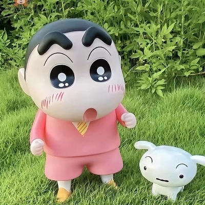 西装蜡笔小新手办大号1比1公仔比心盲盒生日礼物客厅摆件日本正版