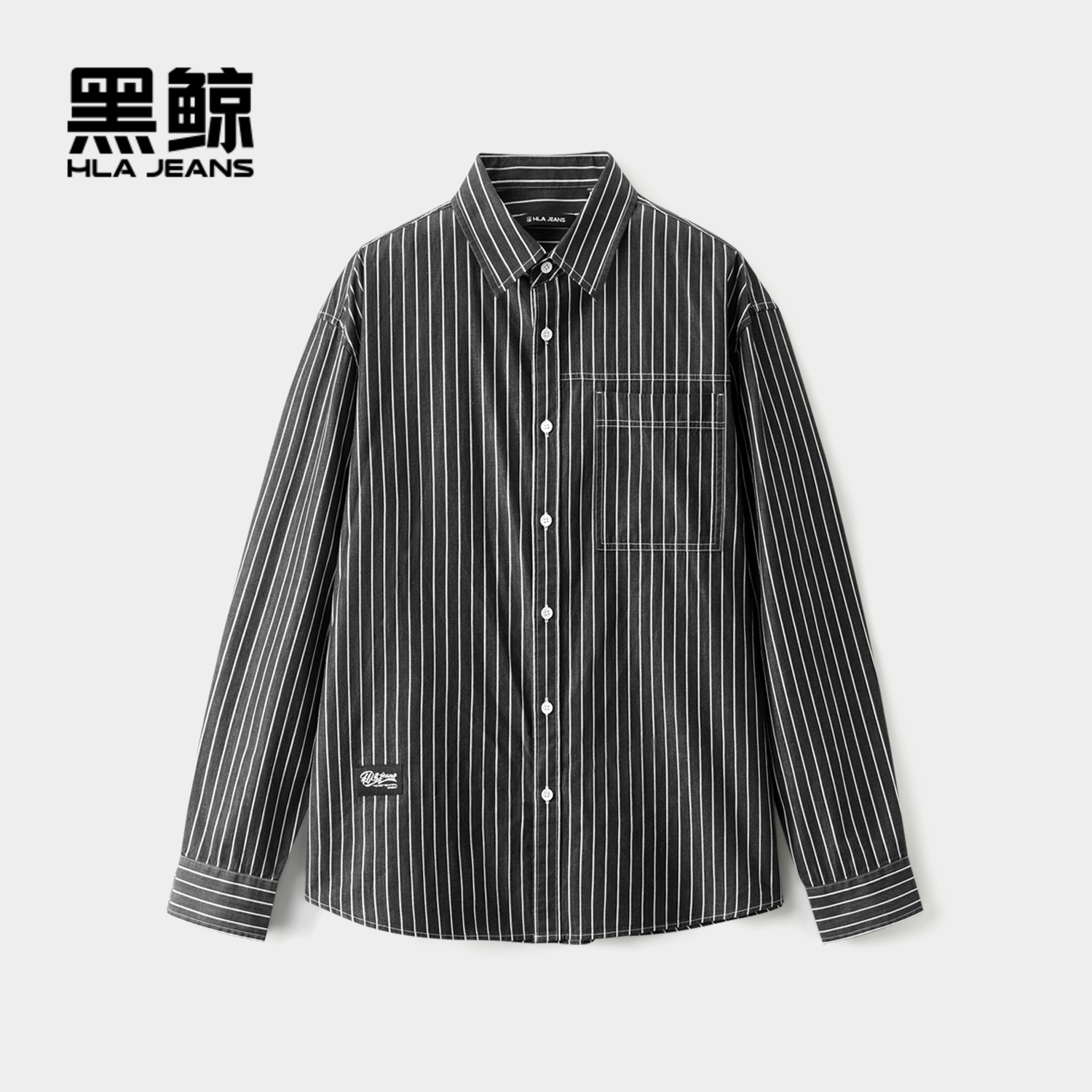 宽松版型 翻领领型 细条纹设计 口袋拼接