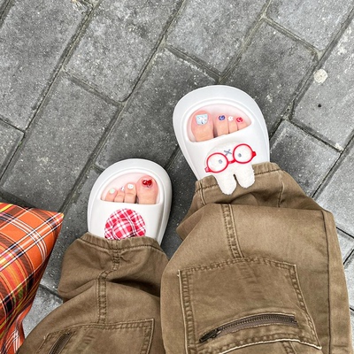 小兔兔拖鞋好萌！！！