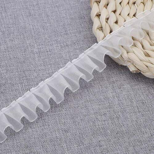 Encrypted in stock 2.5cm snow yarn with discount lace