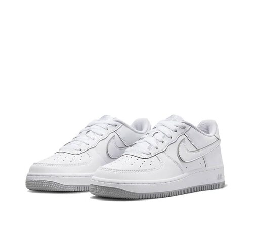 耐克Nike Air Force 1 AF1白灰女子空军一号板鞋DX5805-100