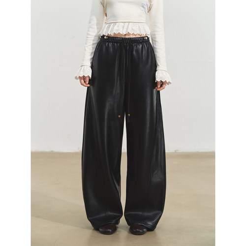 SOMESOWE 松弛感弯刀皮裤