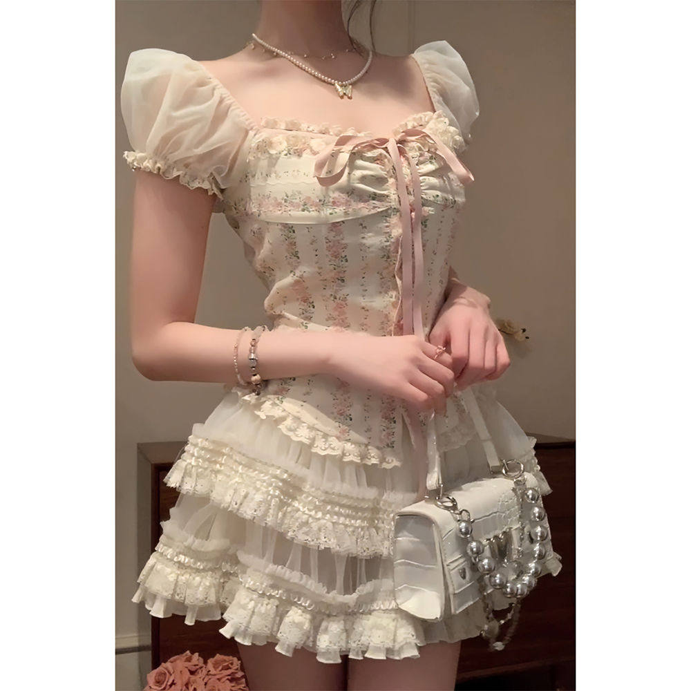 【瑞茜&middot;威瑟斯】田园公主2.0 纯欲风甜美短袖上衣+蓬蓬半裙套装